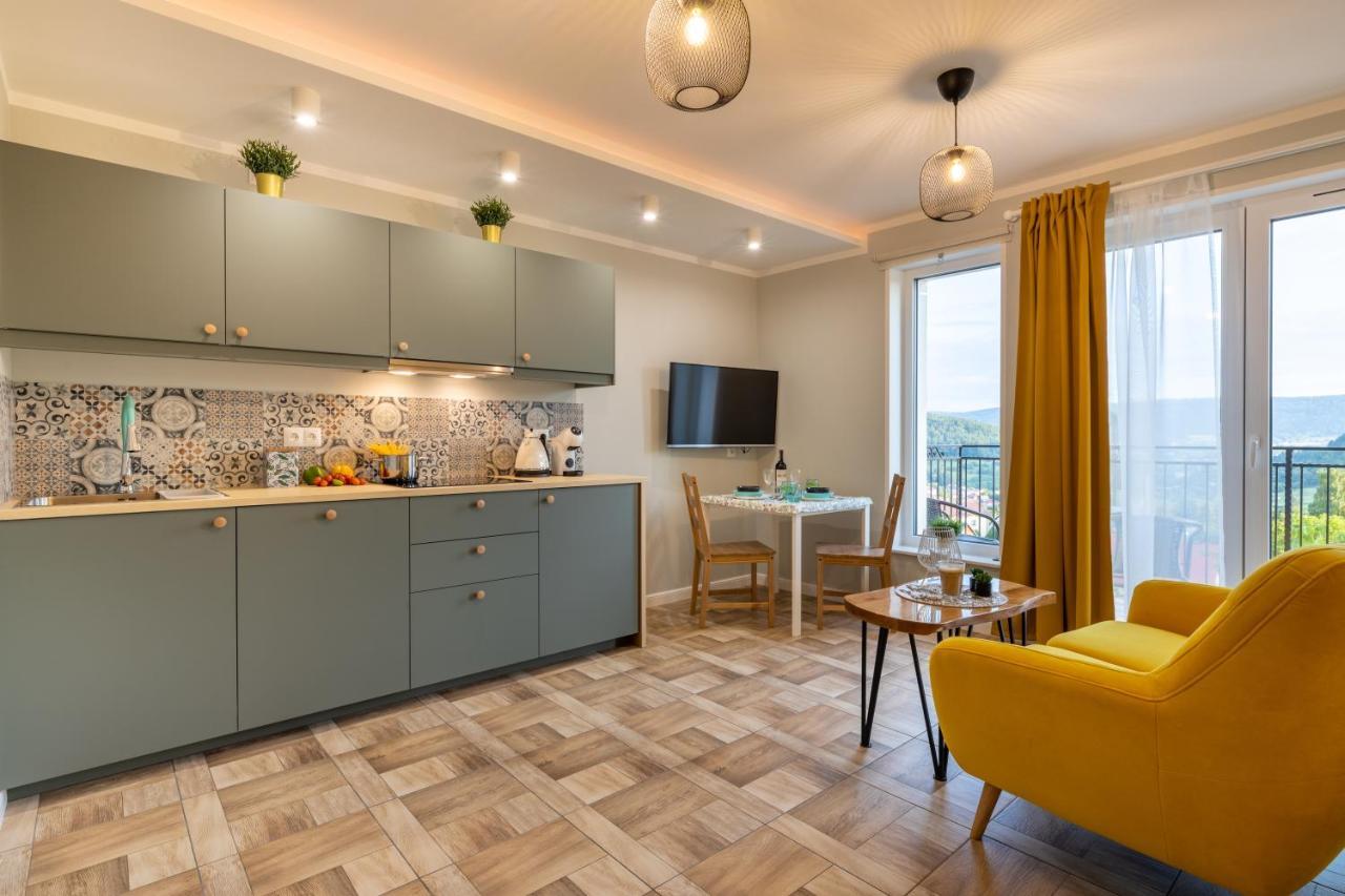 Villa Kasztelan Apartamenty ウストシキ・ドルネ エクステリア 写真