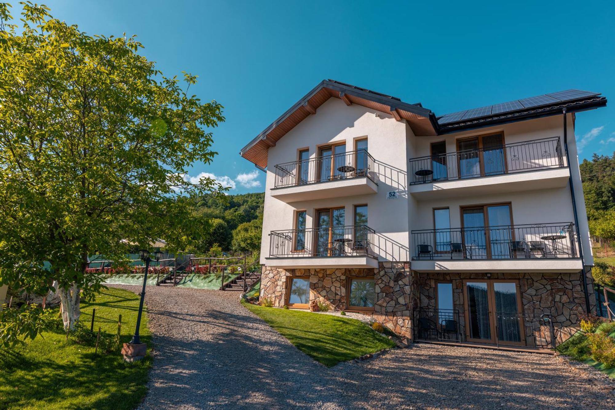 Villa Kasztelan Apartamenty ウストシキ・ドルネ エクステリア 写真